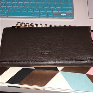 DKNY wallet